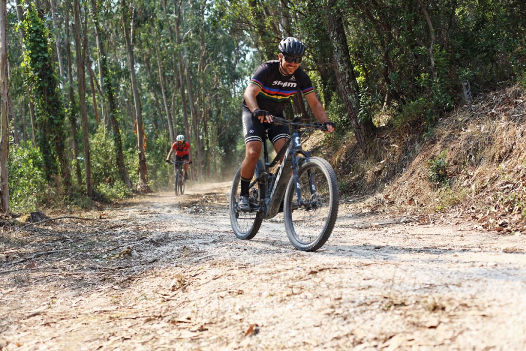 Alcobaça River Valley: Expert MTB  and E-MTB Singletrack Tour.
