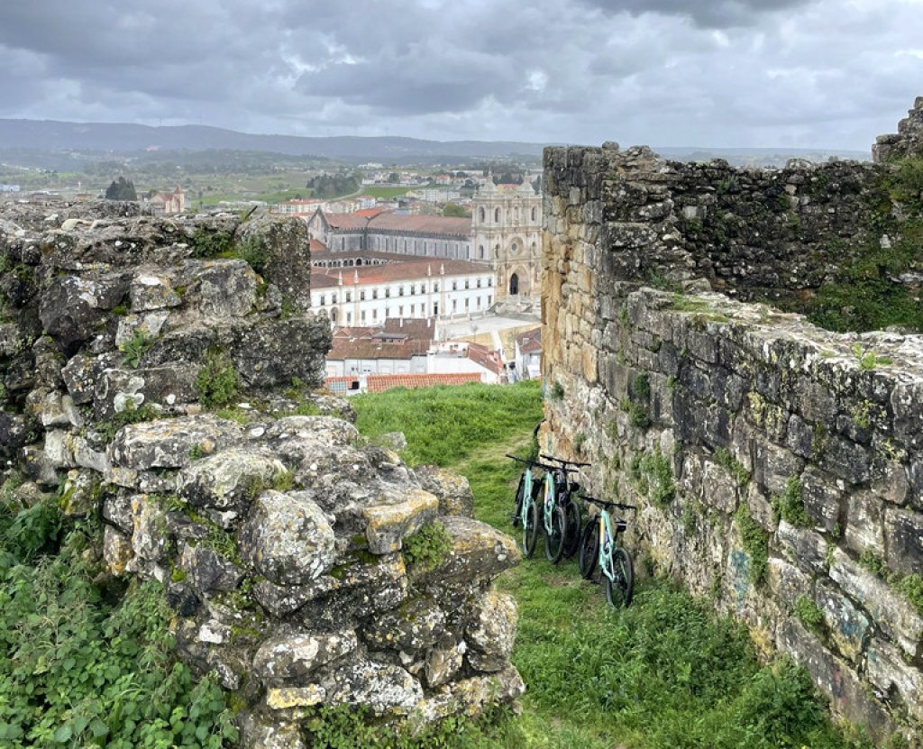 Bike & SPA: Tour E-Bike Alcobaça com Circuito Termal de Bem-Estar.