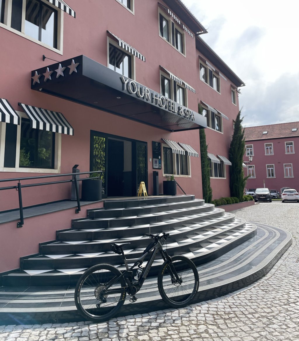 Bike & SPA: Tour E-Bike Alcobaça com Circuito Termal de Bem-Estar.