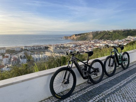 Monte de S. Brás (S. Bartolomeu), Igreja de São Gião (Nazaré), Pederneira in Nazaré on Electric Bikes, MTB experience in Portugal, bike tour Portigal, bike rental Portugal, Nazare tour