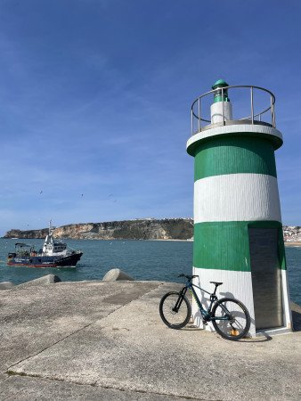 Monte de S. Brás (S. Bartolomeu), Igreja de São Gião (Nazaré), Pederneira in Nazaré on Electric Bikes, MTB experience in Portugal, bike tour Portigal, bike rental Portugal, Nazare tour